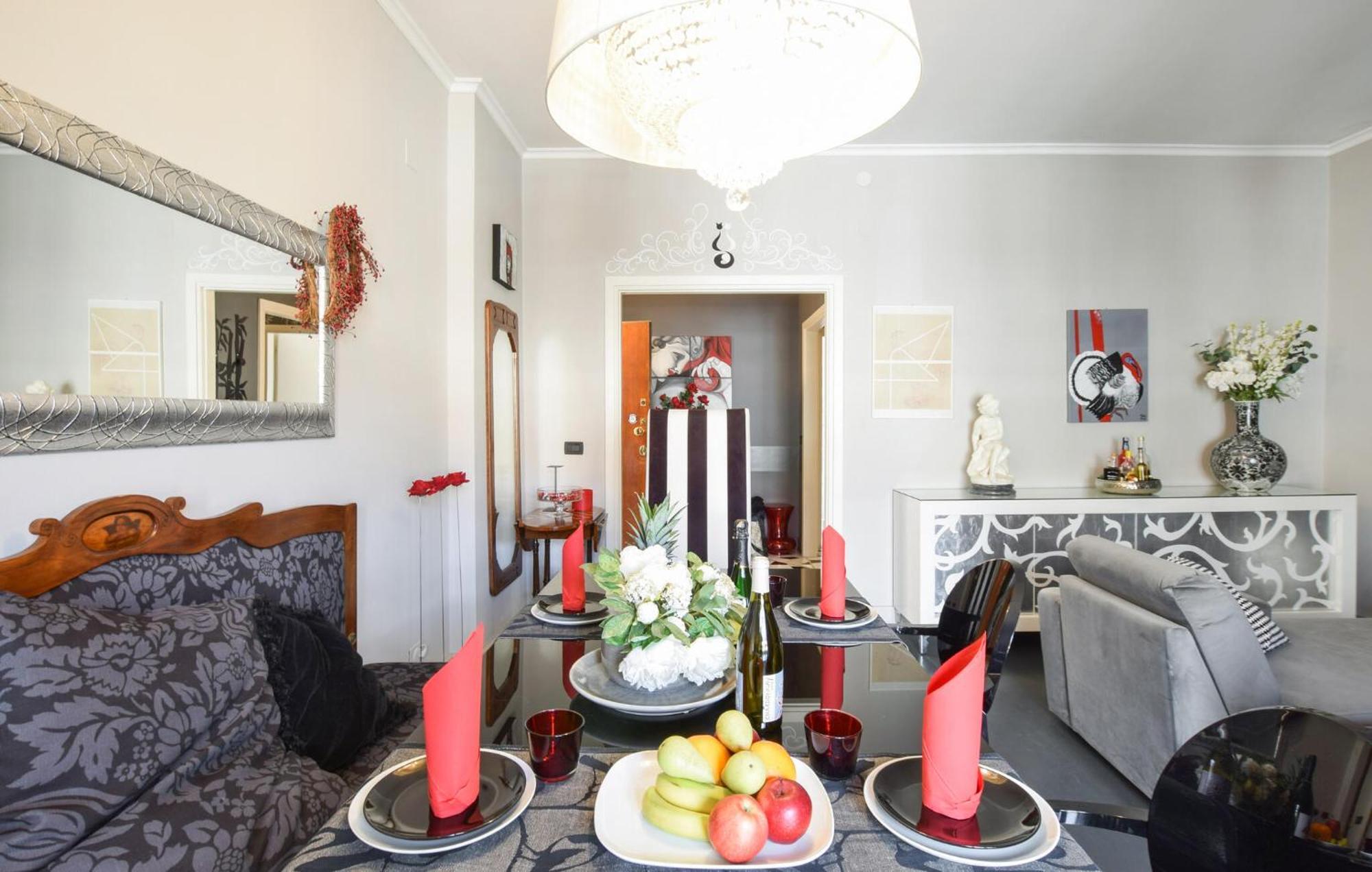 2 Bedroom Cozy Apartment In Gorizia Exterior foto
