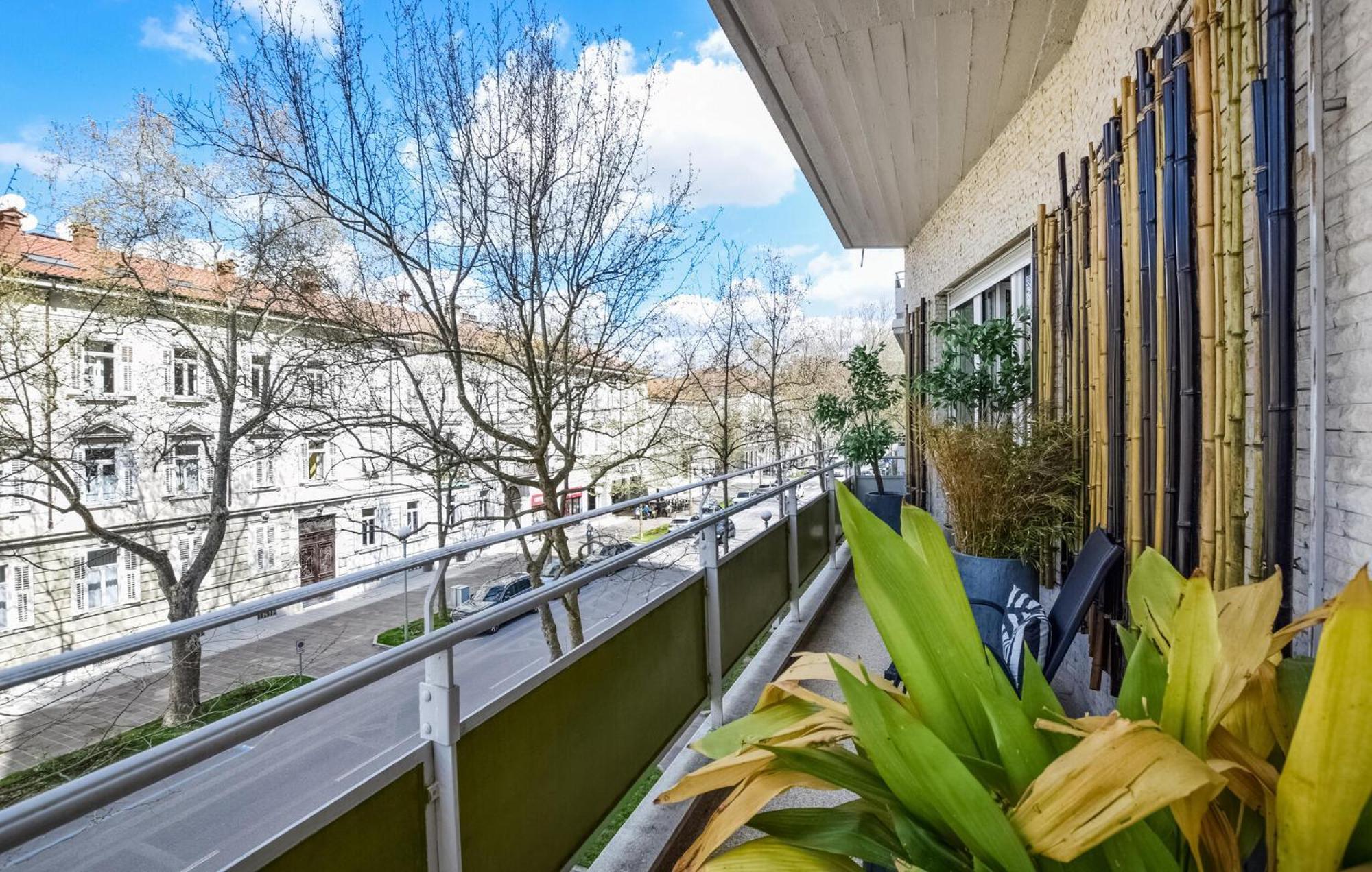 2 Bedroom Cozy Apartment In Gorizia Exterior foto